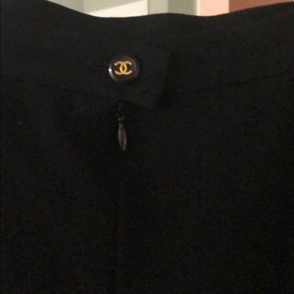 CHANEL - Picture 3 of 4